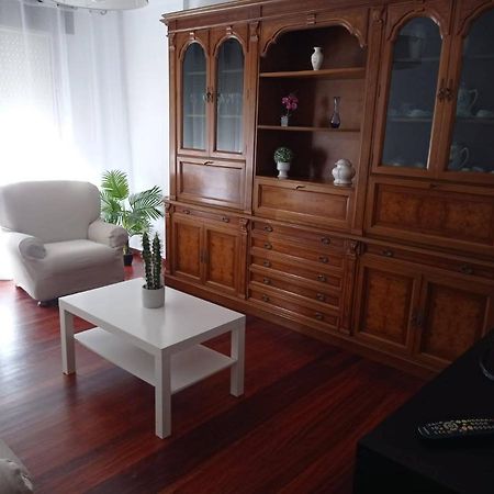 Vivienda Amplia Y Luminosa A Escasos Metros De La Playa De Cangas. Ngoại thất bức ảnh