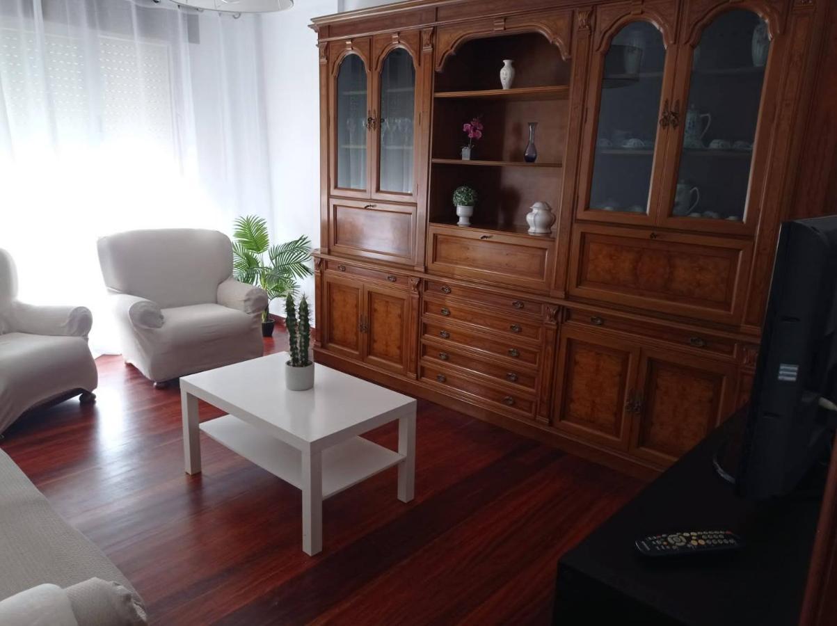 Vivienda Amplia Y Luminosa A Escasos Metros De La Playa De Cangas. Ngoại thất bức ảnh